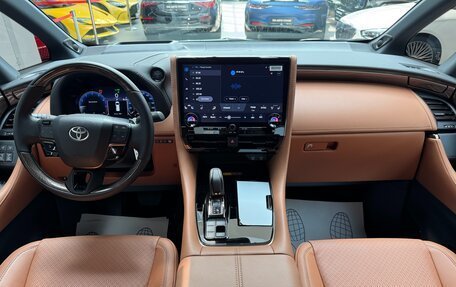 Toyota Alphard, 2024 год, 13 190 000 рублей, 19 фотография