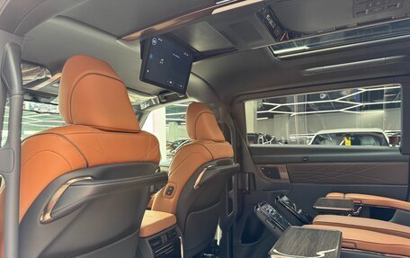 Toyota Alphard, 2024 год, 13 190 000 рублей, 22 фотография