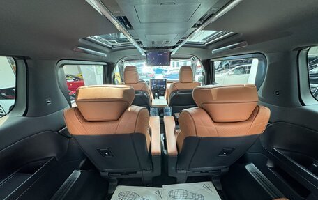 Toyota Alphard, 2024 год, 13 190 000 рублей, 27 фотография