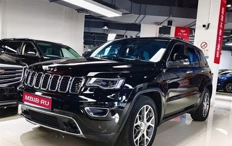 Jeep Grand Cherokee, 2021 год, 3 200 000 рублей, 1 фотография