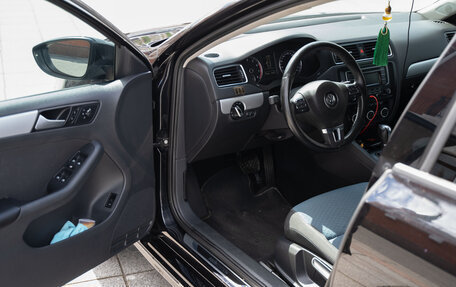 Volkswagen Jetta VI, 2013 год, 1 530 000 рублей, 15 фотография