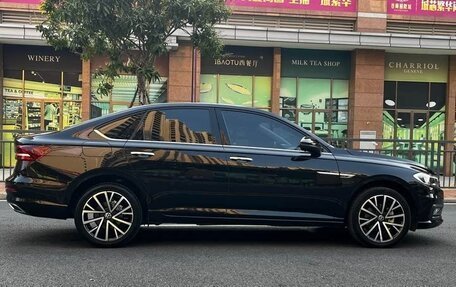 Volkswagen Lavida, 2022 год, 1 580 000 рублей, 4 фотография