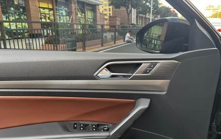 Volkswagen Lavida, 2022 год, 1 580 000 рублей, 26 фотография
