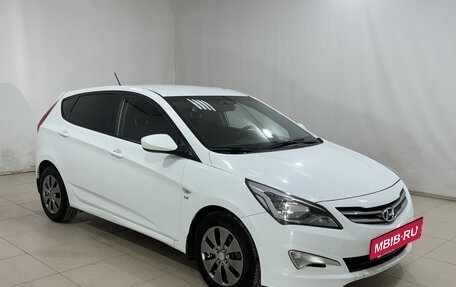 Hyundai Solaris II рестайлинг, 2014 год, 850 000 рублей, 3 фотография