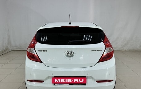 Hyundai Solaris II рестайлинг, 2014 год, 850 000 рублей, 5 фотография