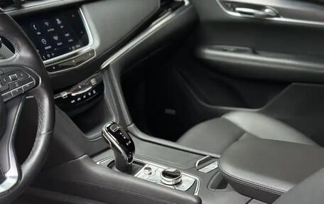 Cadillac XT6 I, 2021 год, 2 960 000 рублей, 11 фотография