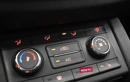 FAW Besturn X40 I, 2019 год, 1 250 000 рублей, 7 фотография