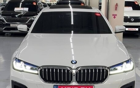 BMW 5 серия, 2021 год, 4 600 000 рублей, 2 фотография