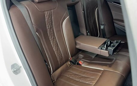 BMW 5 серия, 2021 год, 4 600 000 рублей, 13 фотография