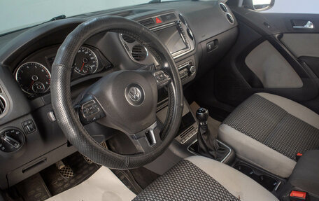 Volkswagen Tiguan I, 2010 год, 779 000 рублей, 6 фотография