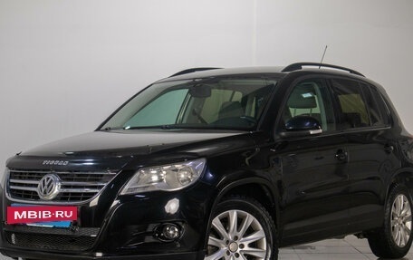 Volkswagen Tiguan I, 2010 год, 779 000 рублей, 2 фотография