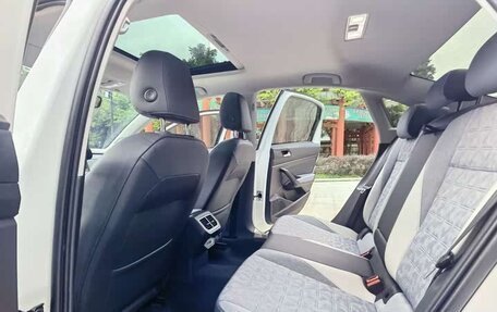 Volkswagen Lavida, 2022 год, 1 640 000 рублей, 13 фотография