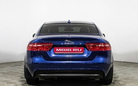 Jaguar XE I рестайлинг, 2015 год, 1 749 898 рублей, 6 фотография