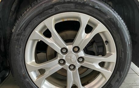 Mitsubishi Outlander III рестайлинг 3, 2013 год, 849 000 рублей, 12 фотография