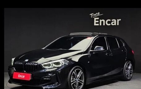 BMW 1 серия, 2022 год, 2 470 000 рублей, 3 фотография