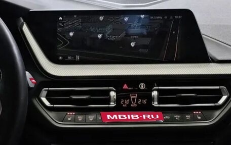 BMW 1 серия, 2022 год, 2 470 000 рублей, 13 фотография