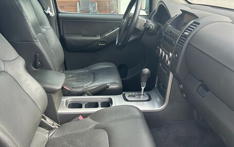Nissan Pathfinder, 2006 год, 800 000 рублей, 9 фотография