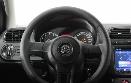 Volkswagen Polo VI (EU Market), 2012 год, 655 000 рублей, 14 фотография