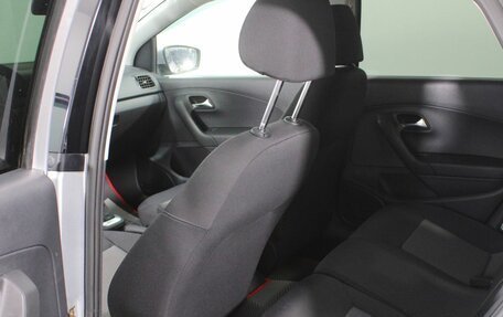 Volkswagen Polo VI (EU Market), 2012 год, 655 000 рублей, 16 фотография