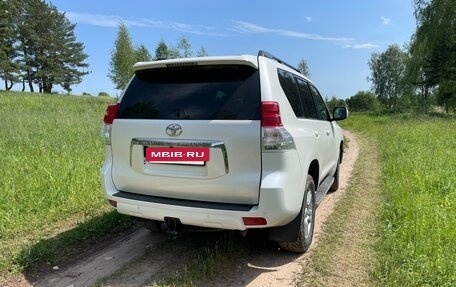 Toyota Land Cruiser Prado 150 рестайлинг 2, 2011 год, 3 100 000 рублей, 13 фотография