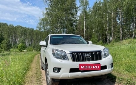 Toyota Land Cruiser Prado 150 рестайлинг 2, 2011 год, 3 100 000 рублей, 10 фотография