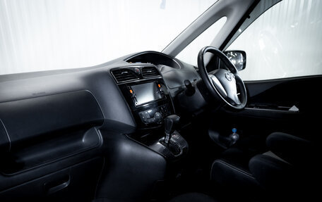 Nissan Serena IV, 2015 год, 1 799 900 рублей, 16 фотография