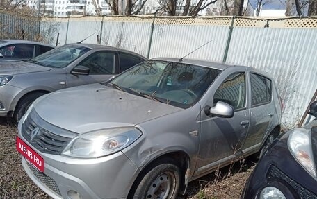 Renault Sandero I, 2013 год, 529 000 рублей, 1 фотография