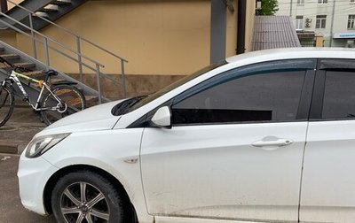 Hyundai Solaris II рестайлинг, 2012 год, 550 000 рублей, 1 фотография