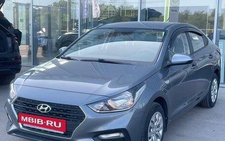Hyundai Solaris II рестайлинг, 2017 год, 1 200 000 рублей, 3 фотография