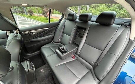 Infiniti Q50 I рестайлинг, 2022 год, 2 100 000 рублей, 23 фотография