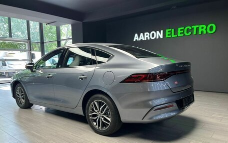 BYD Qin, 2023 год, 2 500 000 рублей, 5 фотография