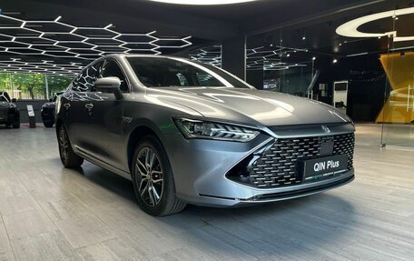 BYD Qin, 2023 год, 2 500 000 рублей, 3 фотография