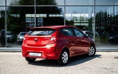Hyundai Solaris II рестайлинг, 2012 год, 750 000 рублей, 2 фотография