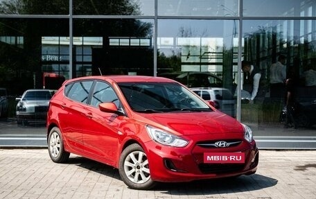 Hyundai Solaris II рестайлинг, 2012 год, 750 000 рублей, 5 фотография