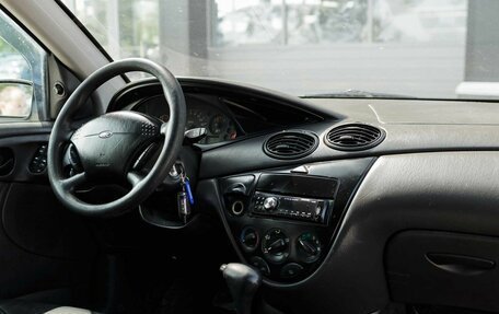 Ford Focus IV, 2000 год, 295 000 рублей, 10 фотография