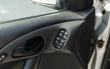 Ford Focus IV, 2000 год, 295 000 рублей, 15 фотография