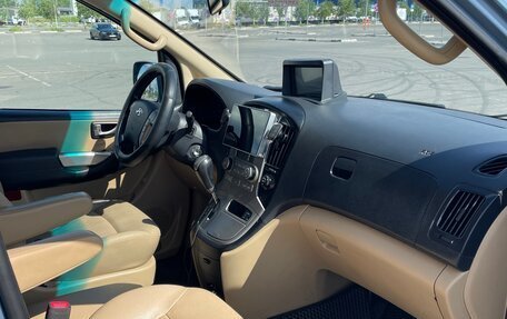 Hyundai Grand Starex Grand Starex I рестайлинг 2, 2011 год, 1 830 000 рублей, 13 фотография
