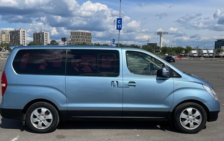 Hyundai Grand Starex Grand Starex I рестайлинг 2, 2011 год, 1 830 000 рублей, 14 фотография
