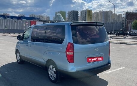 Hyundai Grand Starex Grand Starex I рестайлинг 2, 2011 год, 1 830 000 рублей, 17 фотография