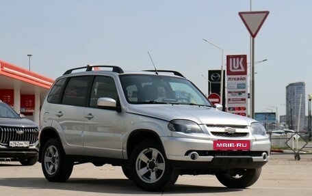 Chevrolet Niva I рестайлинг, 2019 год, 849 000 рублей, 3 фотография