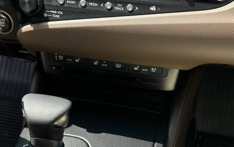 Lexus ES VII, 2018 год, 3 150 000 рублей, 4 фотография
