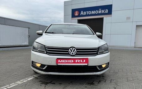 Volkswagen Passat B7, 2012 год, 860 000 рублей, 2 фотография