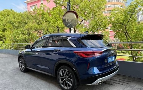 Infiniti QX50 II, 2022 год, 2 400 000 рублей, 5 фотография