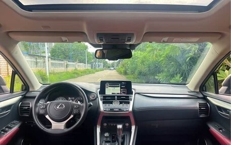 Lexus NX I, 2020 год, 2 870 000 рублей, 10 фотография