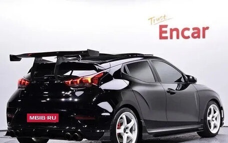 Hyundai Veloster II, 2022 год, 1 300 000 рублей, 10 фотография