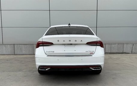 Skoda Octavia IV, 2022 год, 1 760 000 рублей, 5 фотография