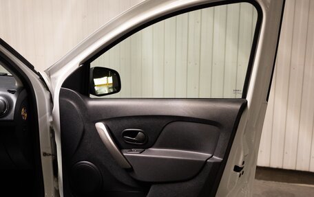 Renault Sandero II рестайлинг, 2022 год, 1 200 000 рублей, 14 фотография