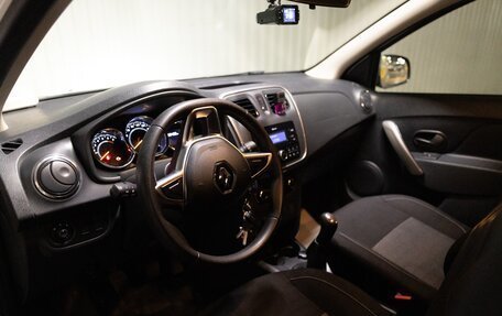 Renault Sandero II рестайлинг, 2022 год, 1 200 000 рублей, 16 фотография