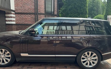 Land Rover Range Rover IV рестайлинг, 2017 год, 5 350 000 рублей, 3 фотография