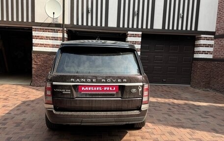 Land Rover Range Rover IV рестайлинг, 2017 год, 5 350 000 рублей, 4 фотография